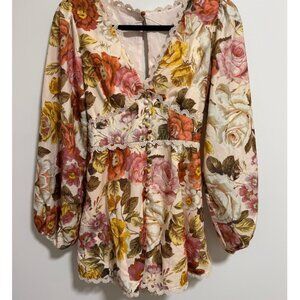 Floral Romper - Size Medium - Lace details, pearl buttons.